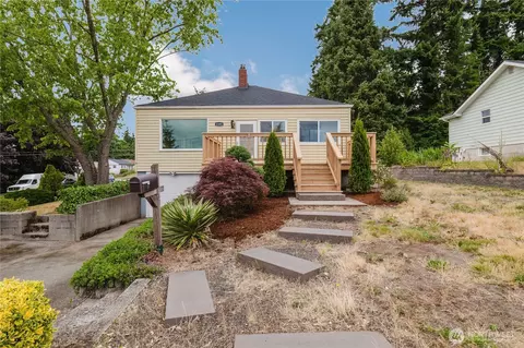 1102 E 33rd St SW, Bremerton, WA 98310 photo 3