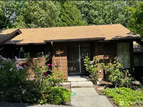 15372 62nd Ave S #B5, Tukwila, WA 98188