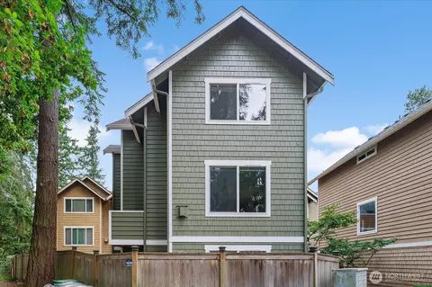 12356 Hiram Pl NE, Seattle, WA 98125
