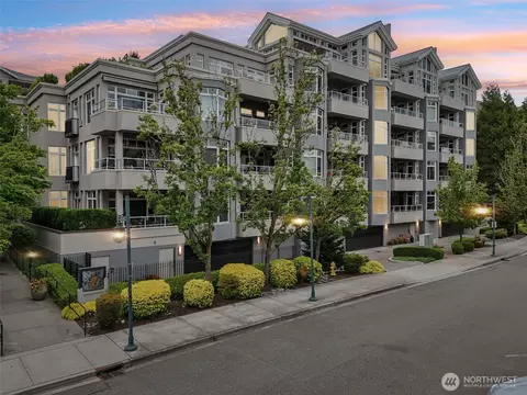 520 6th Ave #2001, Kirkland, WA 98033