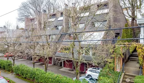 3030 14th Ave W #303, Seattle, WA 98119