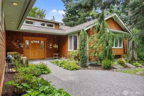 4203 Harrison St, Bellingham, WA 98229