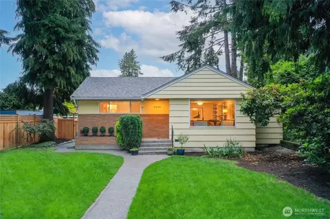 3444 45th Ave SW, Seattle, WA 98116