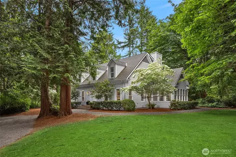 7089 NE Bay Hill Rd, Bainbridge Island, WA 98110