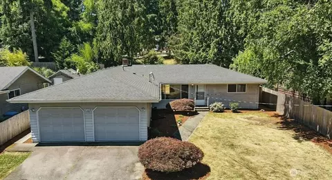 15023 Densmore Ave N, Shoreline, WA 98133