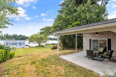 31089 E Lake Morton Dr SE, Kent, WA 98042