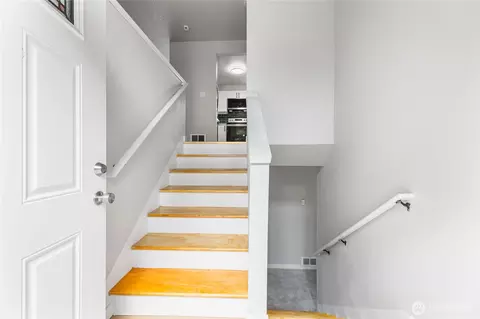 Entry Way - 60 E Olyview Pl, Grapeview, WA 98546 photo 1 of 1