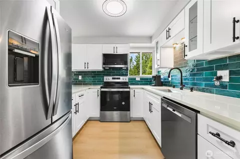 Kitchen - 60 E Olyview Pl, Grapeview, WA 98546 photo 1 of 3