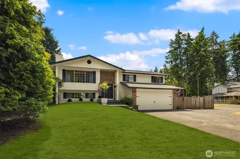 8604 120th Street Ct E, Puyallup, WA 98373