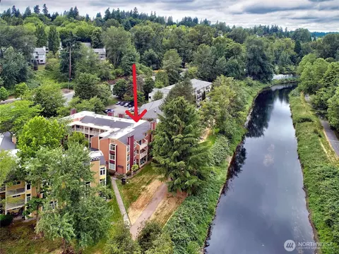 7434 W Lake Sammamish Pkwy NE #1-306, Redmond, WA 98052