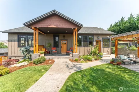111 Cascade Pl, Cashmere, WA 98815