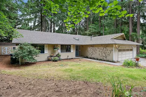 4136 Highline Dr SE, Olympia, WA 98501