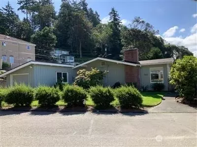 11822 Seola Beach Dr SW, Burien, WA 98146
