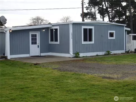 1514 N Washington Ave, Long Beach, WA 98631