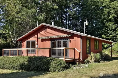 3481 Holmes View Dr, Langley, WA 98260