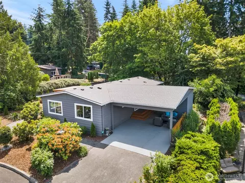 714 Wandering Creek Dr, Bothell, WA 98021