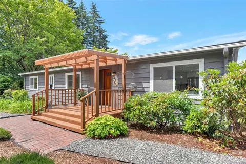 714 Wandering Creek Dr, Bothell, WA 98021 photo 2