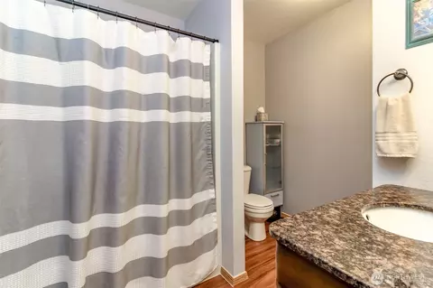 Bath - 15205 197th St E, Orting, WA 98360 photo 1 of 3