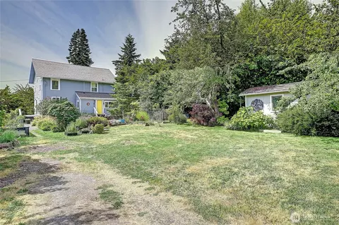 522 Chapman Rd, Camano Island, WA 98282