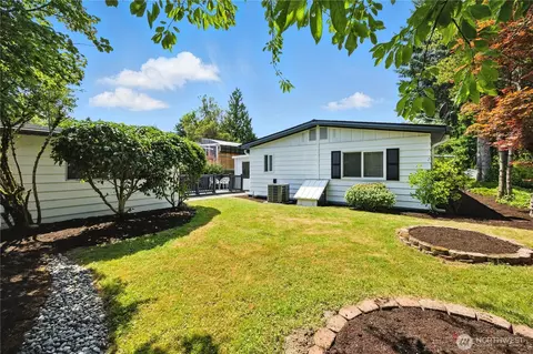 17224 Woodcrest Dr NE, Bothell, WA 98011 photo 19