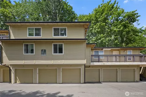 515 Newport Way NW #C3, Issaquah, WA 98027