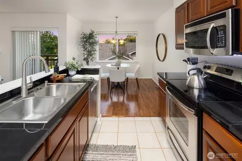 901 E Marine View Dr #106, Everett, WA 98201 photo 19