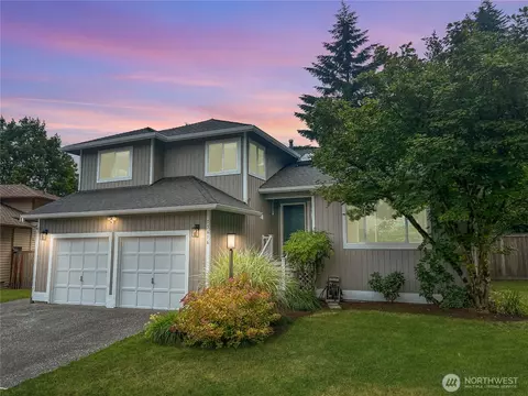 15616 160th Ct SE, Renton, WA 98058