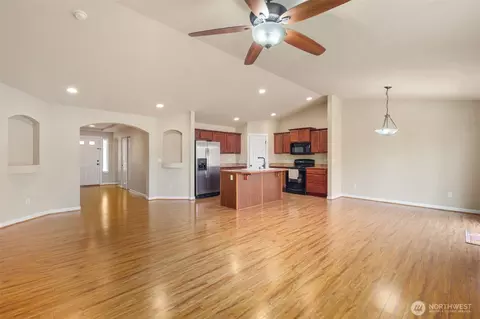 18520 12th Ave E, Spanaway, WA 98387 photo 7