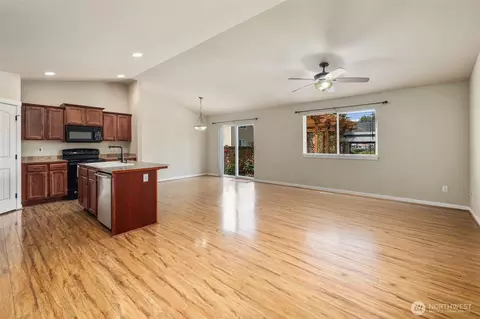 18520 12th Ave E, Spanaway, WA 98387 photo 12