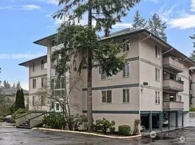 5630 200th St SW #B219, Lynnwood, WA 98036