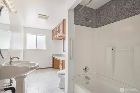 832 Birch St, Edmonds, WA 98020 photo 18