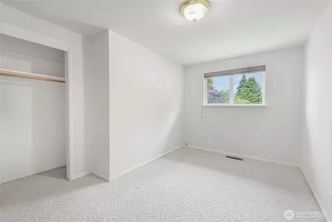 832 Birch St, Edmonds, WA 98020 photo 17
