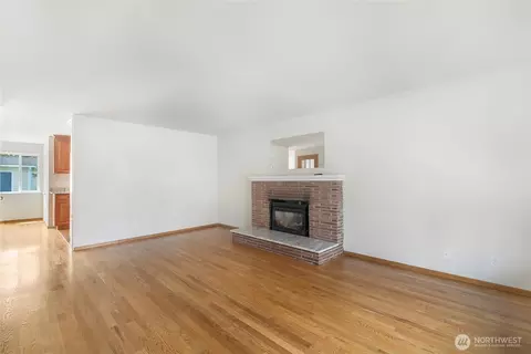832 Birch St, Edmonds, WA 98020 photo 6
