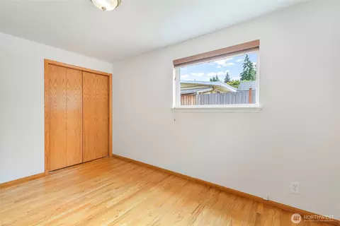 832 Birch St, Edmonds, WA 98020 photo 15