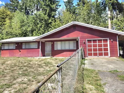 8309 Jensen Rd E, Eatonville, WA 98328
