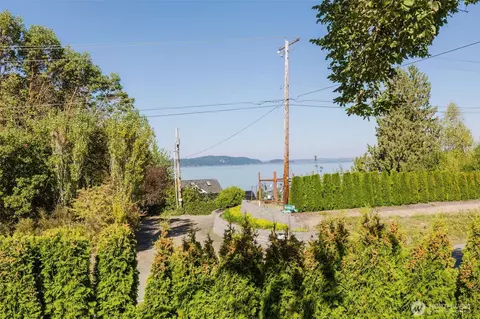8424 SE Southworth Dr, Port Orchard, WA 98366