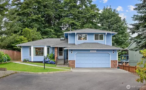 26345 220th Pl SE, Maple Valley, WA 98038