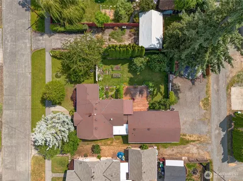 1048 Pioneer St, Enumclaw, WA 98022 photo 34