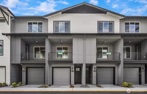 626 164th St SW #D4, Lynnwood, WA 98087