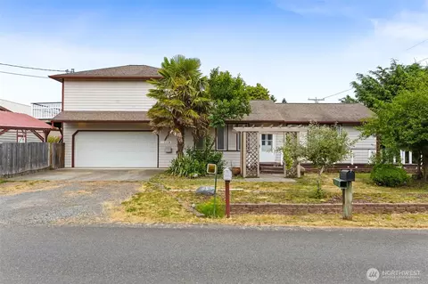 18024 Jordan St SW, Rochester, WA 98579