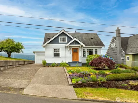 200 Columbia, Cathlamet, WA 98612