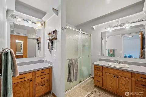 Bath - 1815 181st St E, Spanaway, WA 98387 photo 3 of 3