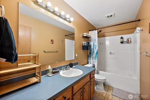 Bath - 1815 181st St E, Spanaway, WA 98387 photo 1 of 3