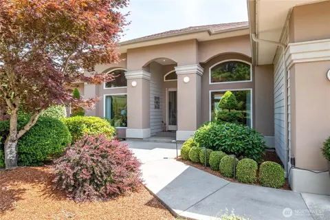 140 Owl Creek Ct, Kelso, WA 98626