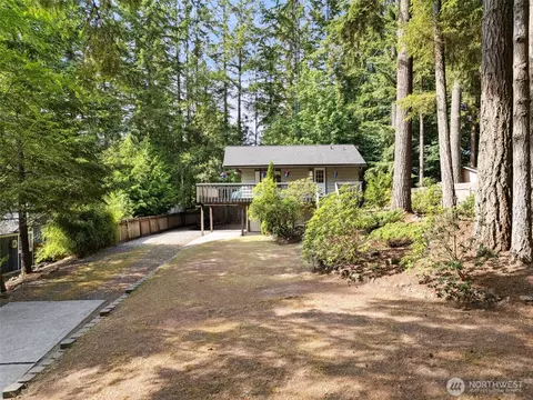 4445 SE Firmont Dr, Port Orchard, WA 98367