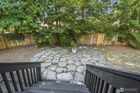 Exterior - 17212 21st Ave SE, Bothell, WA 98012 photo 4 of 6