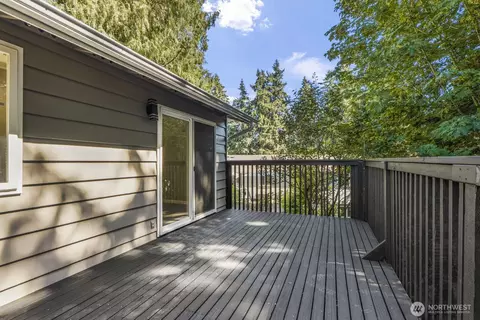 Exterior - 17212 21st Ave SE, Bothell, WA 98012 photo 3 of 6