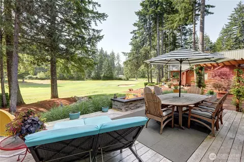 151 E Country Club Dr W, Union, WA 98592