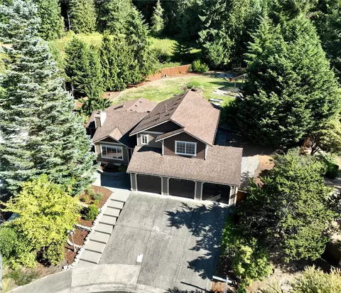 3233 S 312th Pl, Auburn, WA 98001