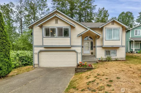 16420 18th Ave E, Tacoma, WA 98445